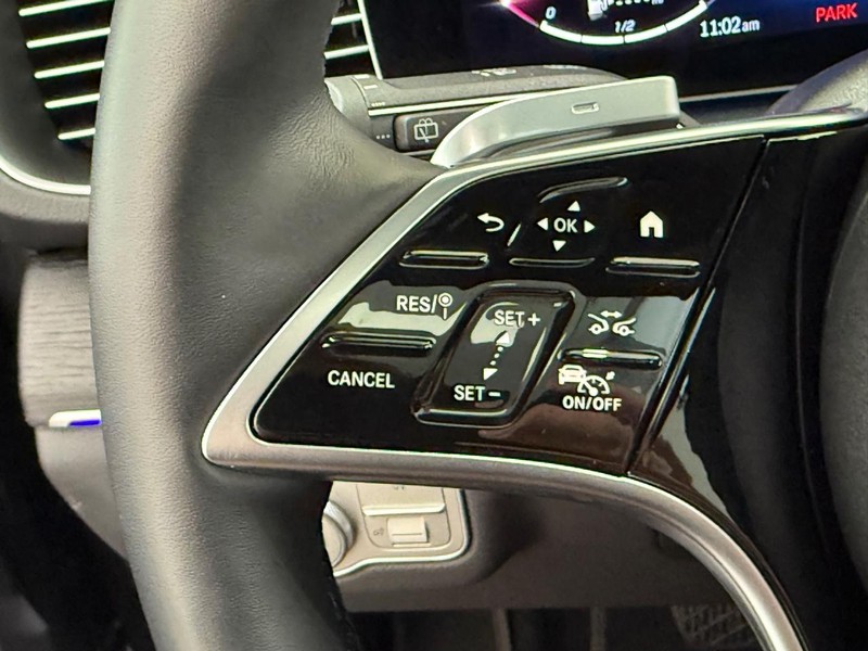 Mercedes-Benz GLE Vehicle Image 14