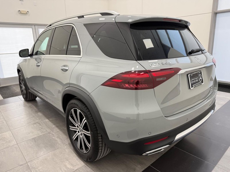 Mercedes-Benz GLE Vehicle Image 4