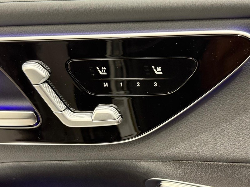 Mercedes-Benz GLC Vehicle Image 10