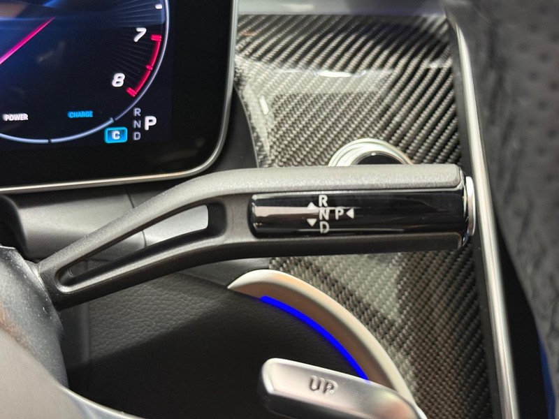 Mercedes-Benz GLC Vehicle Image 13