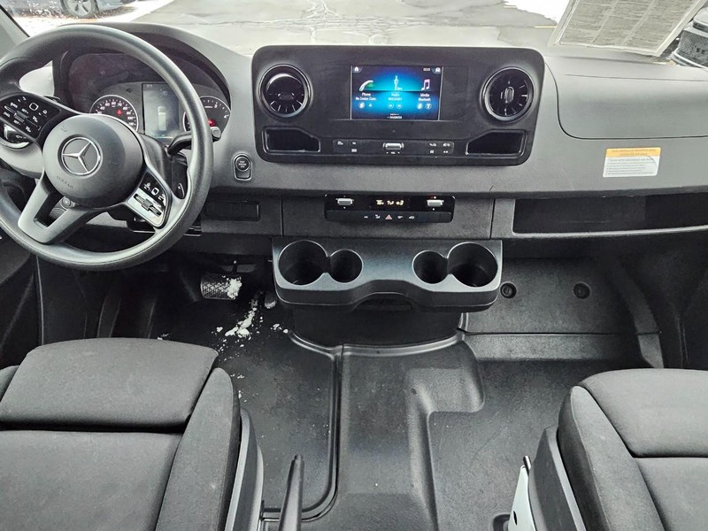 Mercedes-Benz Sprinter Van Vehicle Image 11