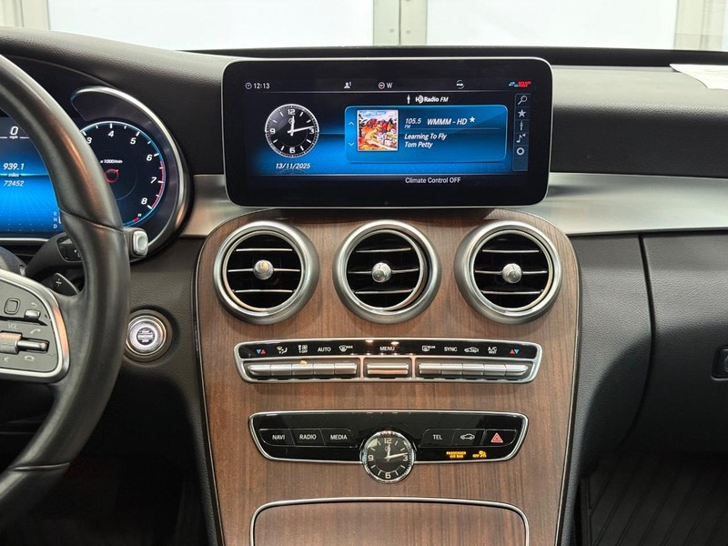 Mercedes-Benz C-Class Vehicle Image 10