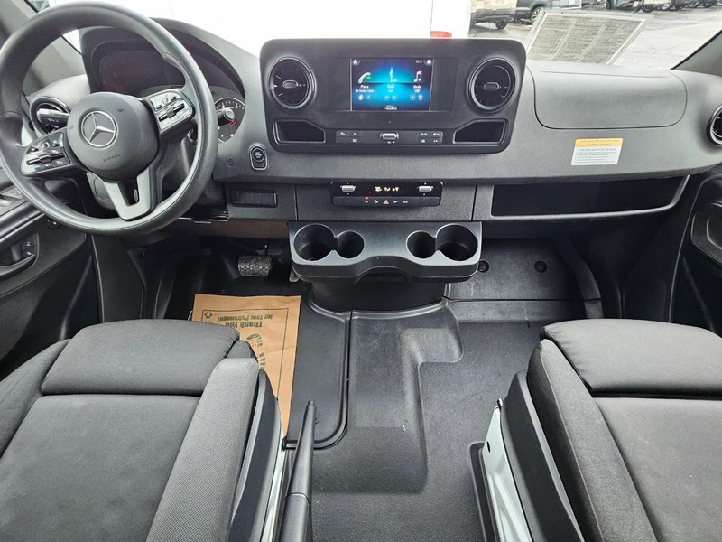 Mercedes-Benz Sprinter Van Vehicle Image 8