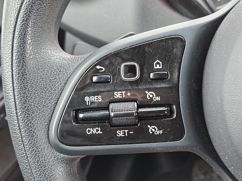 Mercedes-Benz Sprinter Van Vehicle Image 12