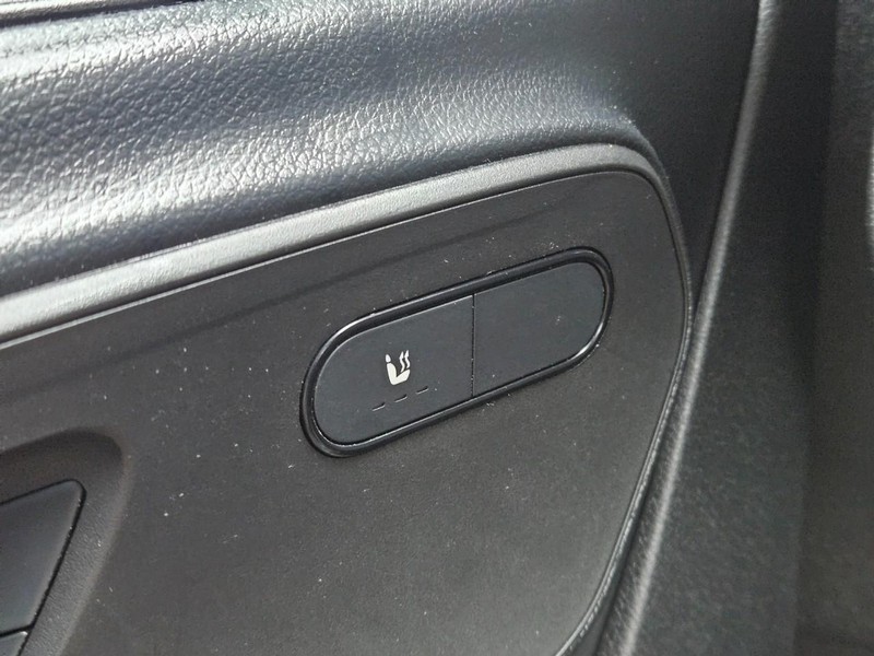 Mercedes-Benz Sprinter Van Vehicle Image 15