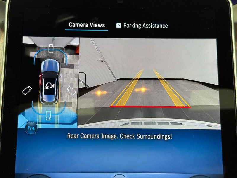 Mercedes-Benz GLC Vehicle Image 14