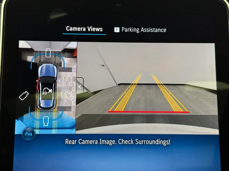 Mercedes-Benz GLC Vehicle Image 14