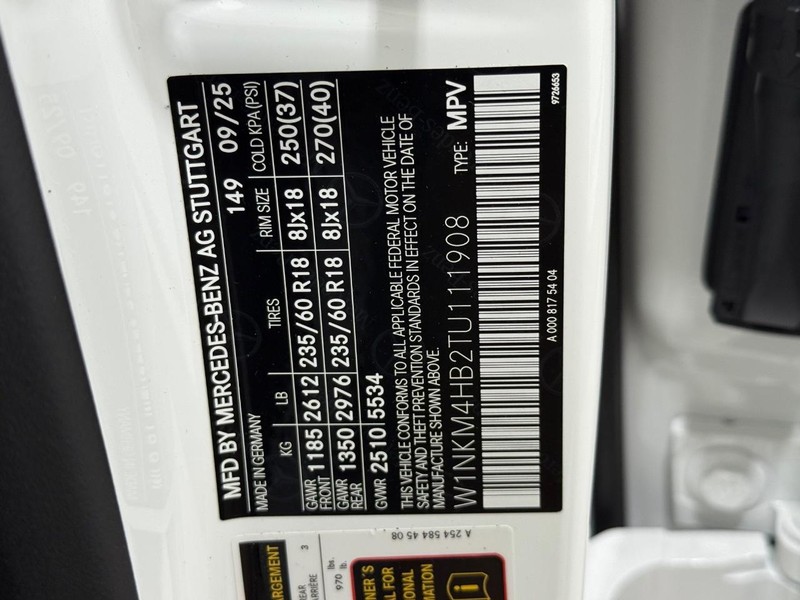 Mercedes-Benz GLC Vehicle Image 17