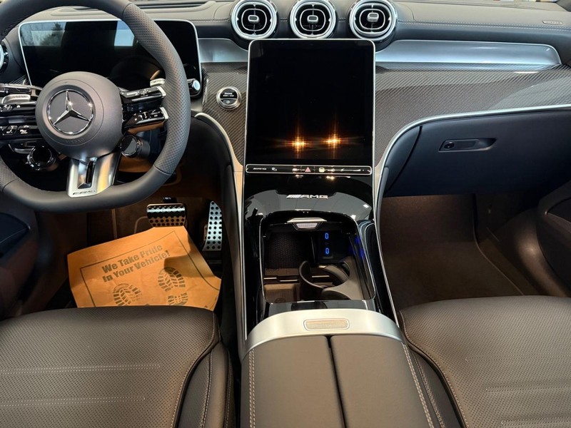 Mercedes-Benz GLC Vehicle Image 5