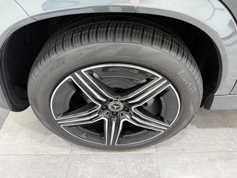 Mercedes-Benz GLE Vehicle Image 3