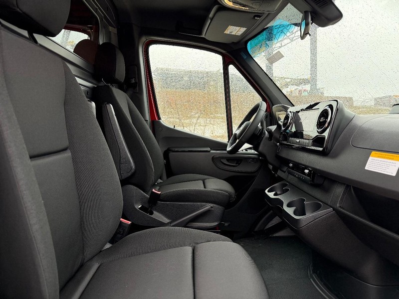 Mercedes-Benz Sprinter Van Vehicle Image 6