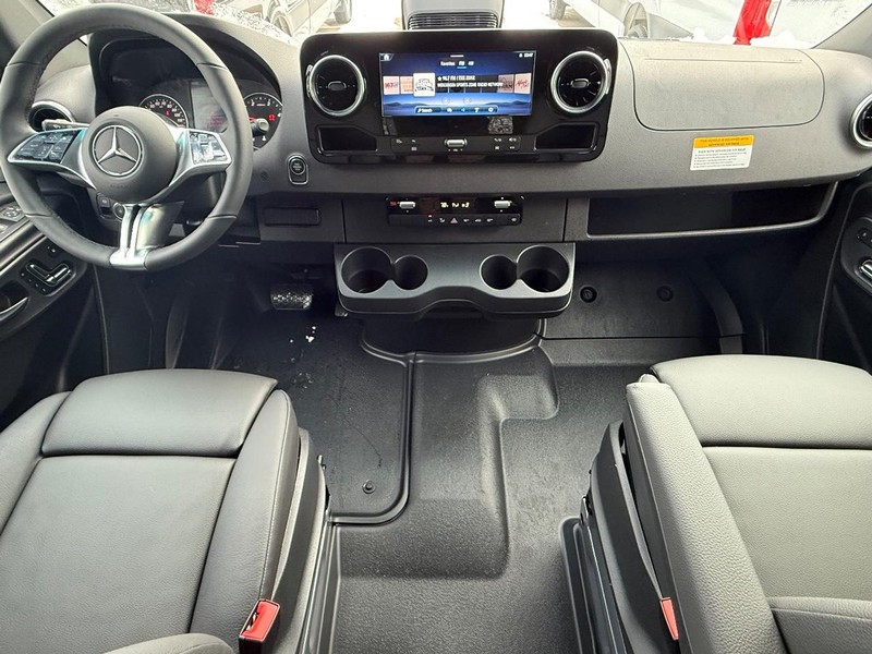Mercedes-Benz Sprinter Van Vehicle Image 6