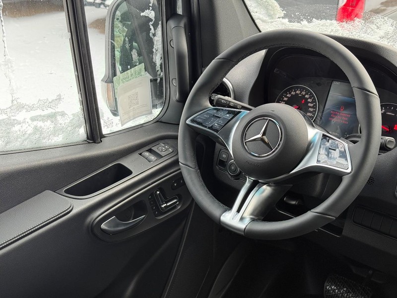 Mercedes-Benz Sprinter Van Vehicle Image 8