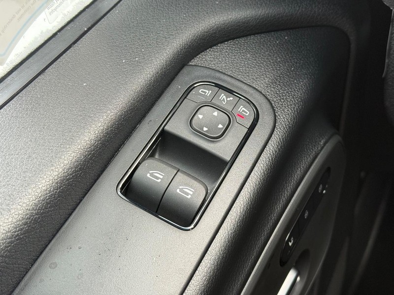 Mercedes-Benz Sprinter Van Vehicle Image 14