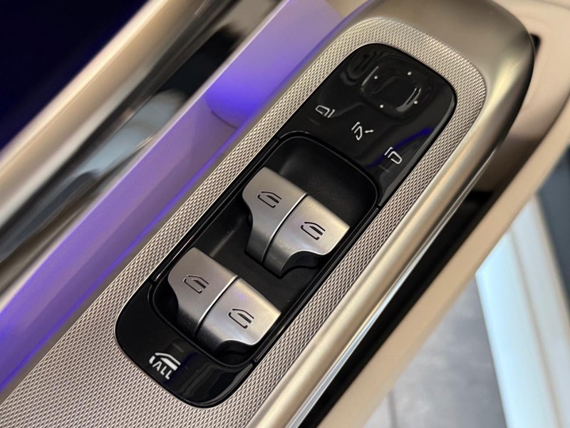 Mercedes-Benz CLE Vehicle Image 16