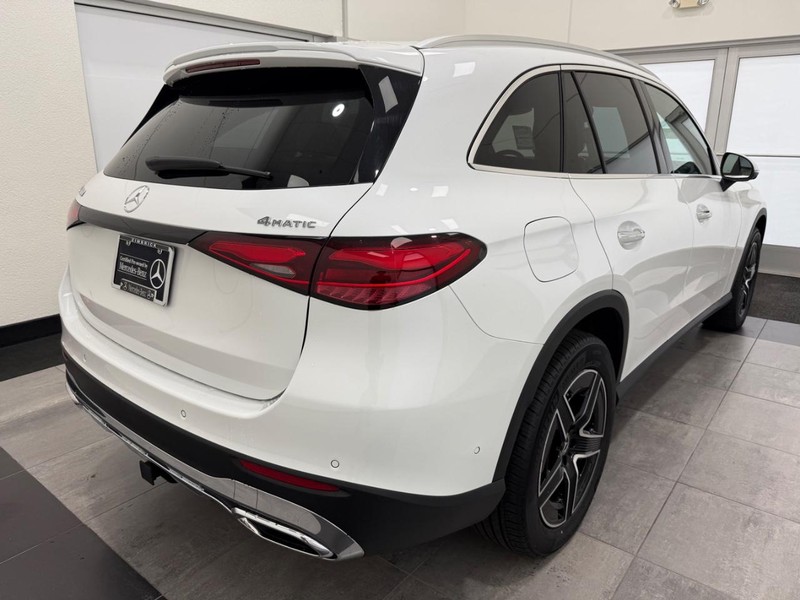 Mercedes-Benz GLC Vehicle Image 2