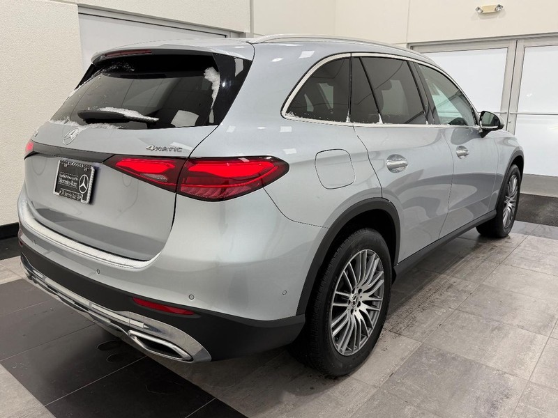 Mercedes-Benz GLC Vehicle Image 2