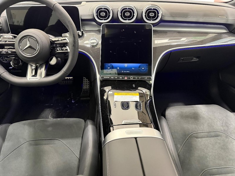 Mercedes-Benz C-Class Vehicle Image 6