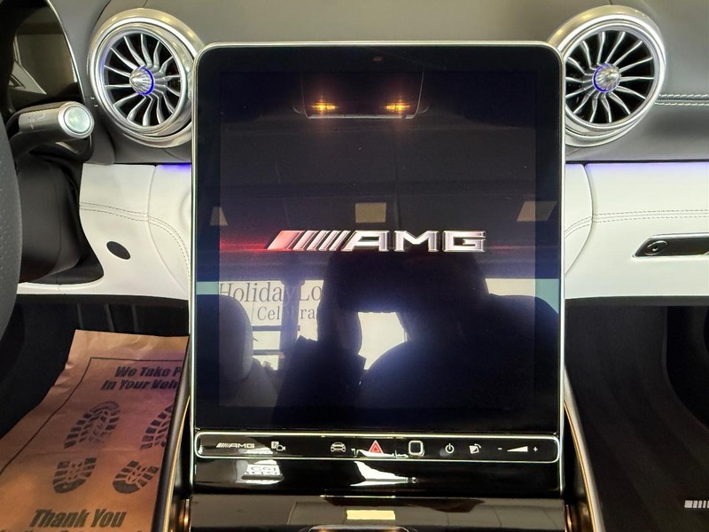 Mercedes-Benz SL Vehicle Image 10