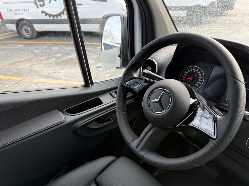Mercedes-Benz Sprinter Van Vehicle Image 9