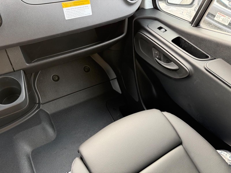 Mercedes-Benz Sprinter Van Vehicle Image 10