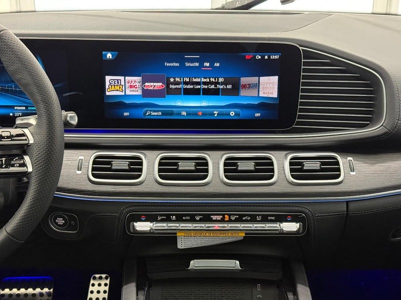 Mercedes-Benz GLE Vehicle Image 7