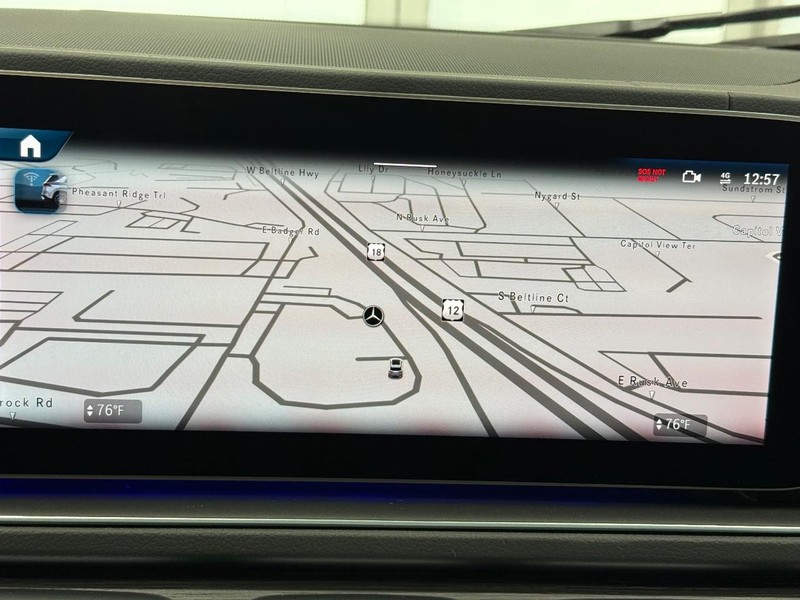 Mercedes-Benz GLE Vehicle Image 15