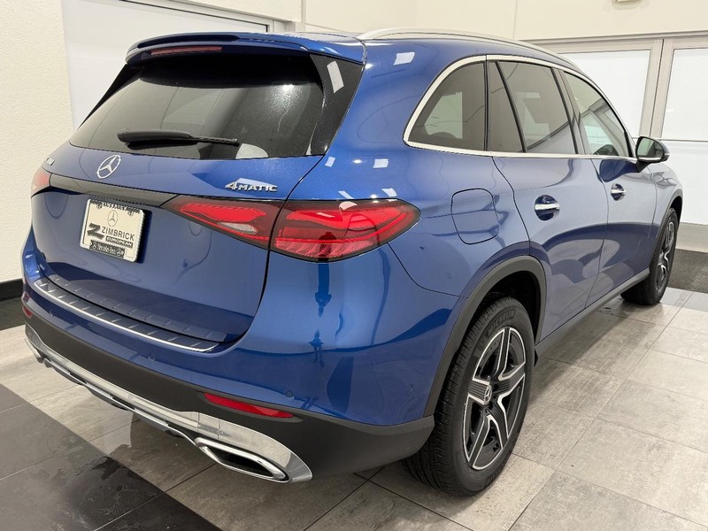 Mercedes-Benz GLC Vehicle Image 2