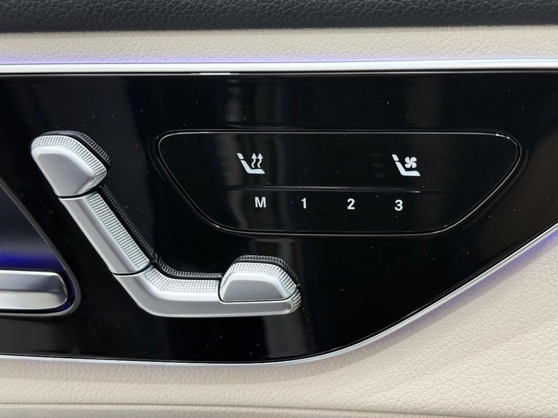 Mercedes-Benz GLC Vehicle Image 10