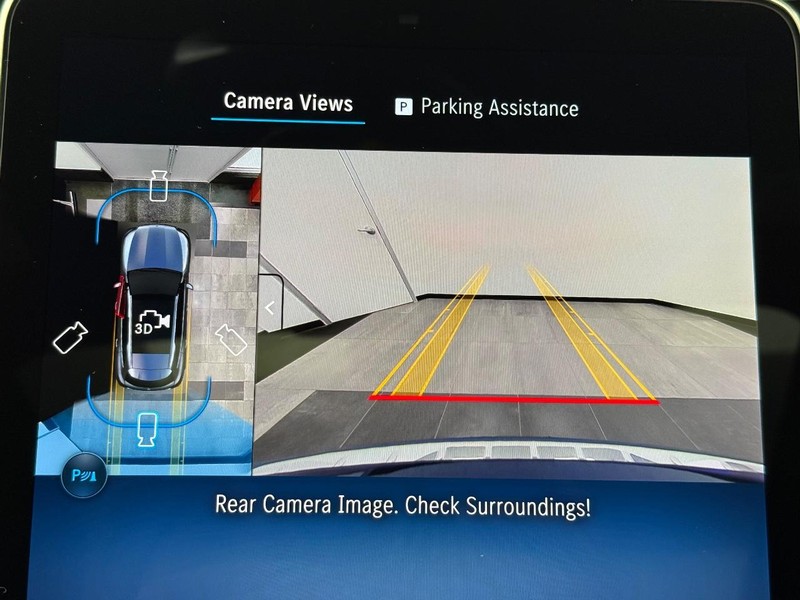 Mercedes-Benz GLC Vehicle Image 14