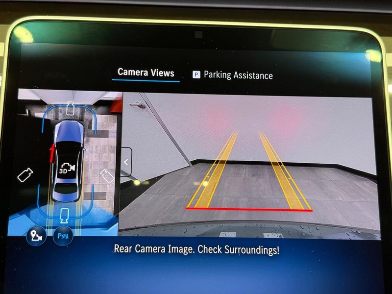 Mercedes-Benz S-Class Vehicle Image 17