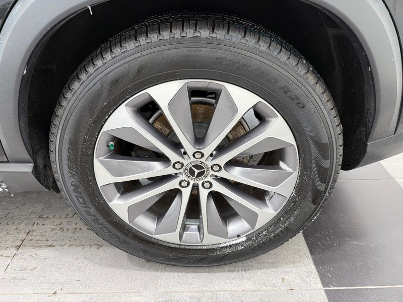 Mercedes-Benz GLE Vehicle Image 5