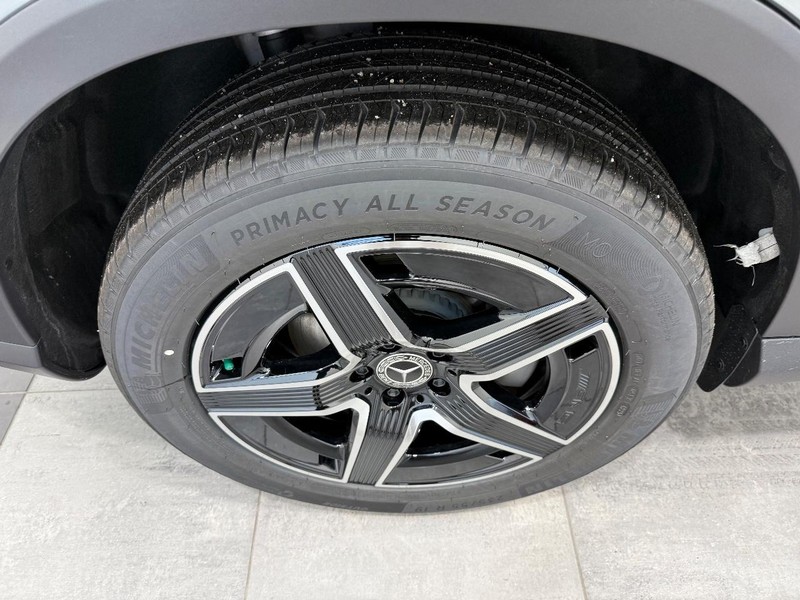 Mercedes-Benz GLC Vehicle Image 3
