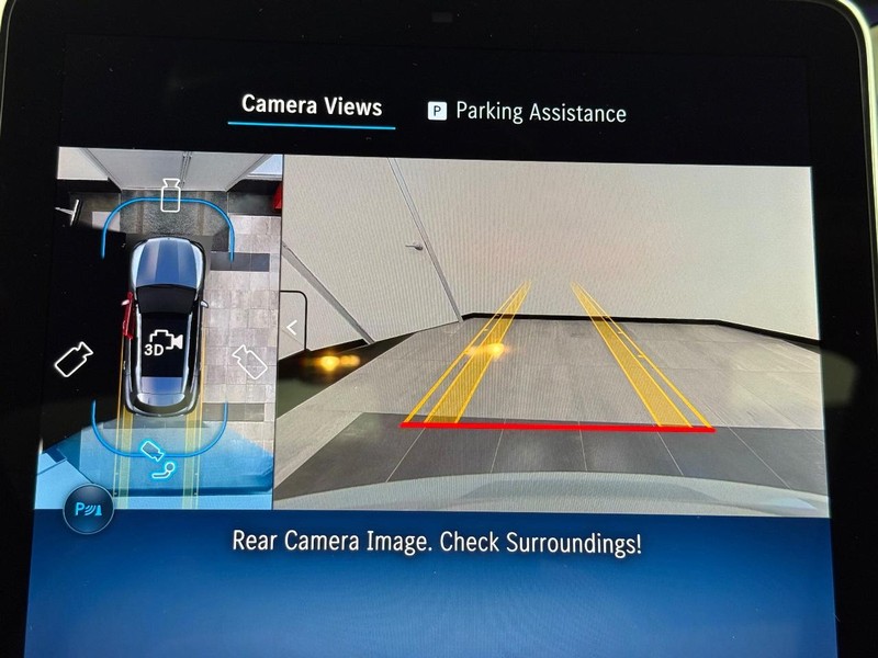 Mercedes-Benz GLC Vehicle Image 14