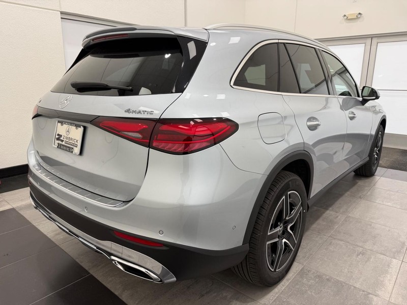 Mercedes-Benz GLC Vehicle Image 2