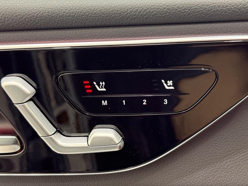 Mercedes-Benz GLC Vehicle Image 10