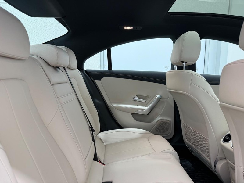 Mercedes-Benz CLA Vehicle Image 8