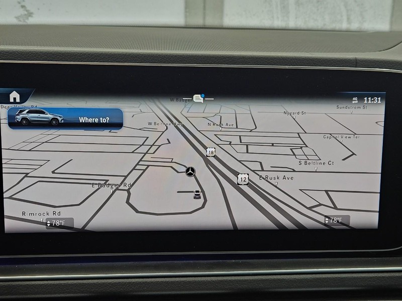 Mercedes-Benz GLE Vehicle Image 15