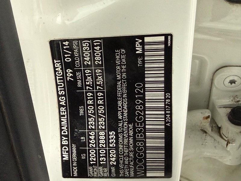 Mercedes-Benz GLK-Class Vehicle Full-screen Gallery Image 20