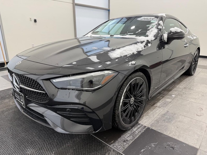 Mercedes-Benz CLE Vehicle Full-screen Gallery Image 06