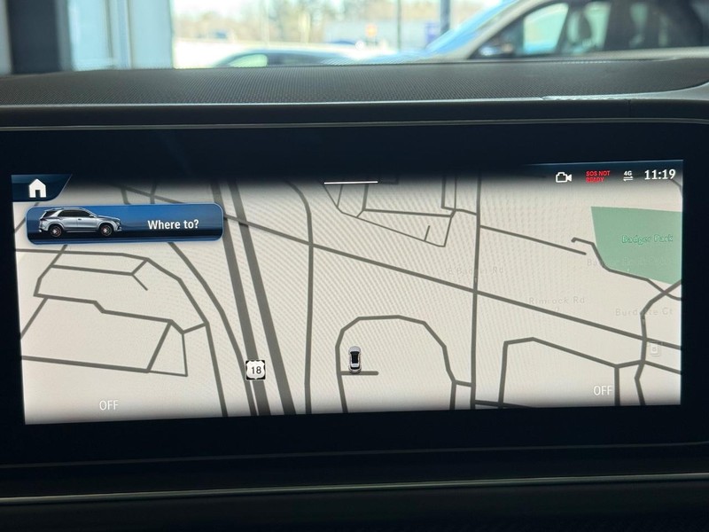 Mercedes-Benz GLE Vehicle Image 13