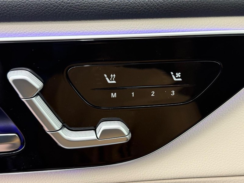 Mercedes-Benz GLC Vehicle Image 10