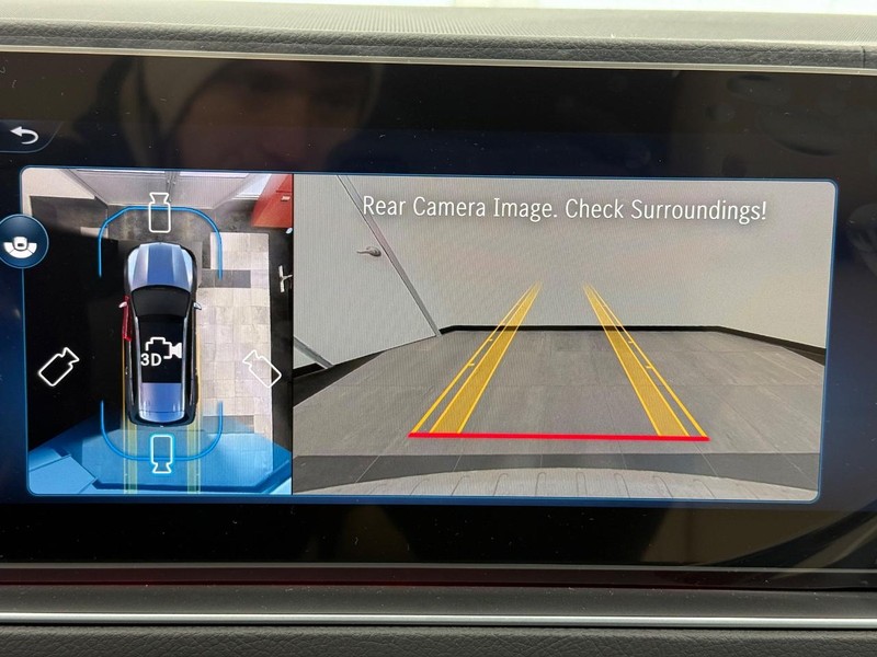 Mercedes-Benz GLS Vehicle Image 13