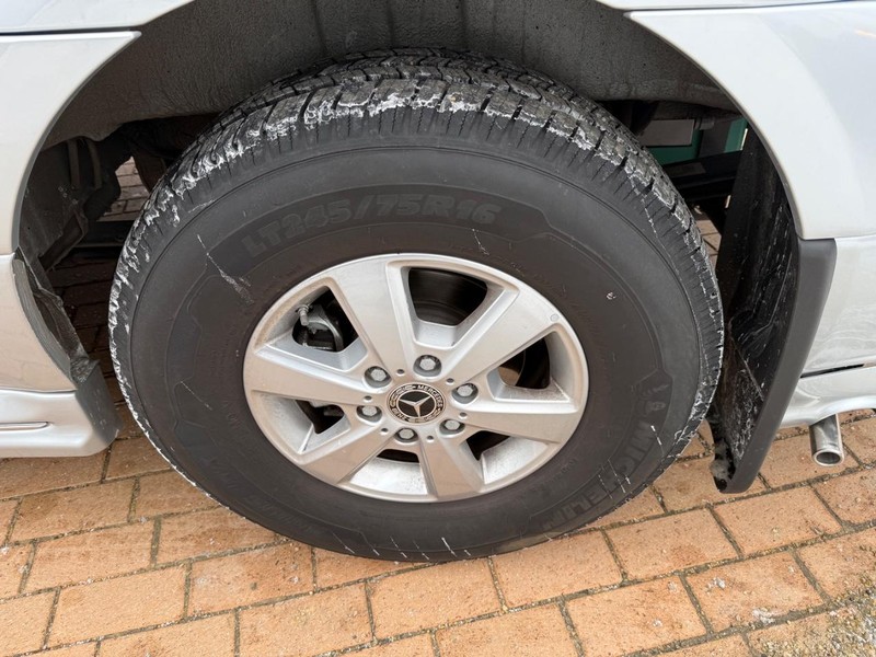 Mercedes-Benz Sprinter Cargo Van Vehicle Image 6