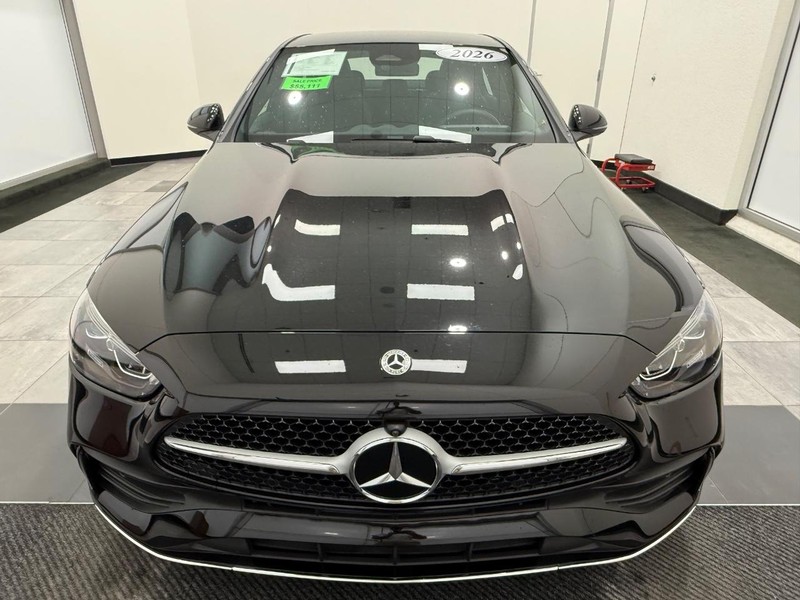 Mercedes-Benz C-Class Vehicle Image 7