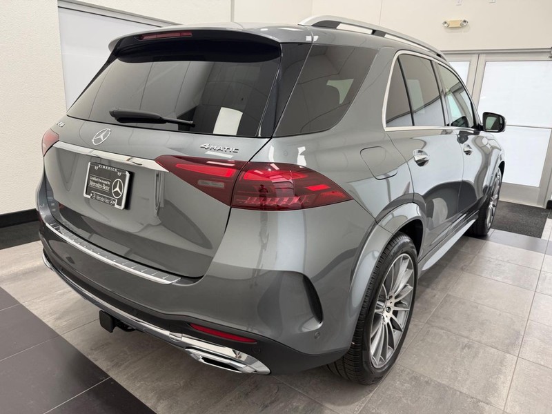 Mercedes-Benz GLE Vehicle Image 2
