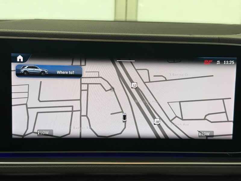 Mercedes-Benz GLE Vehicle Image 14