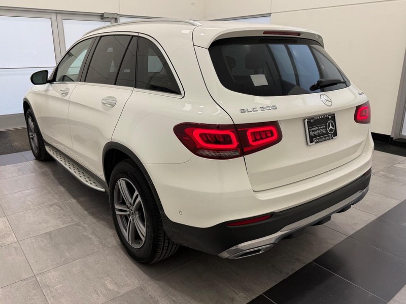 Mercedes-Benz GLC Vehicle Image 4