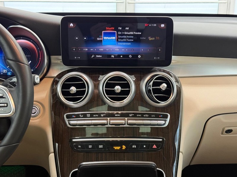 Mercedes-Benz GLC Vehicle Image 10