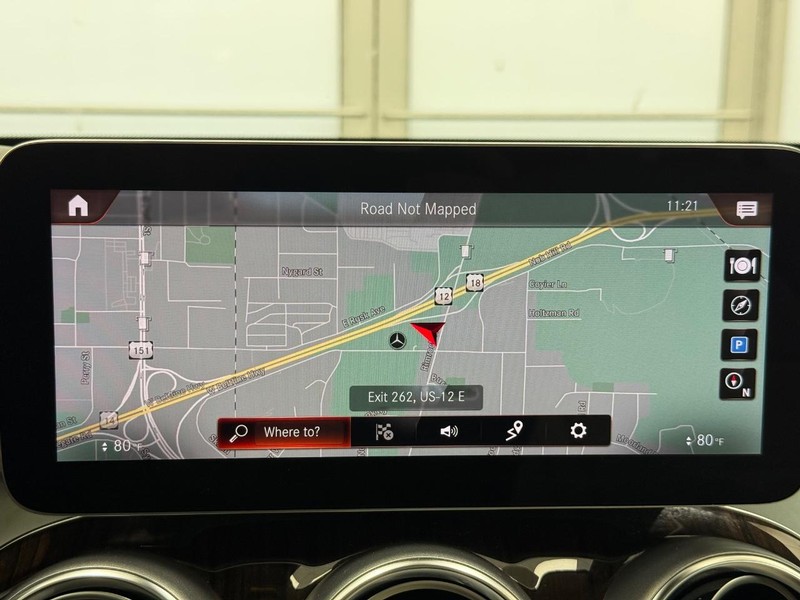 Mercedes-Benz GLC Vehicle Image 19